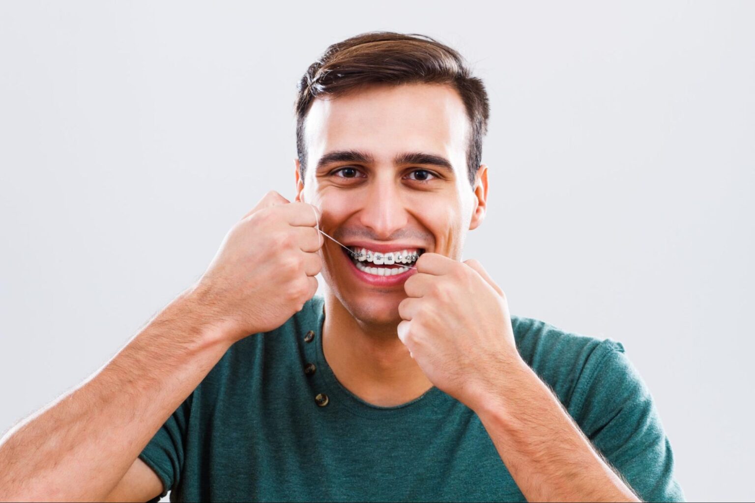 How to Maintain Good Oral Health During Orthodontic Treatment 